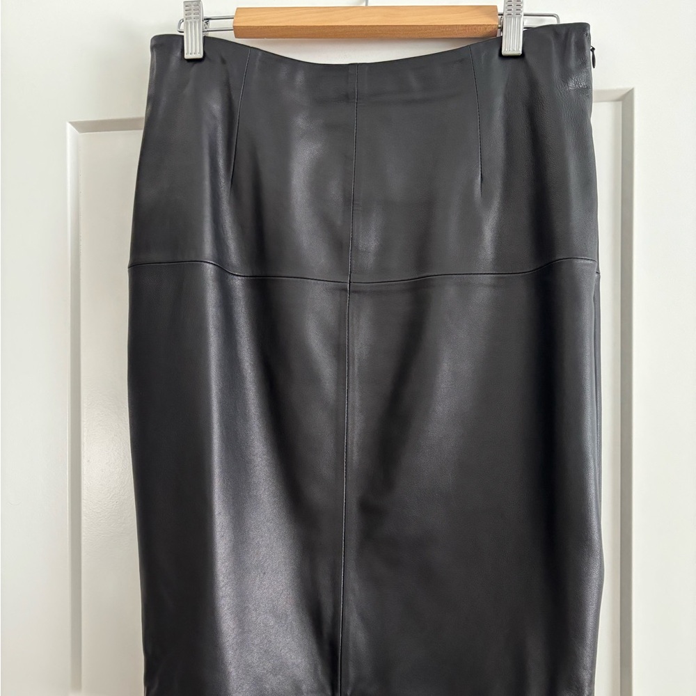 Antonio Melani genuine leather pencil skirt with split, medium, fully lined.